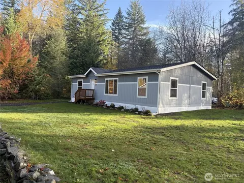 281 NE Snowcap Dr, Tahuya, WA 98588