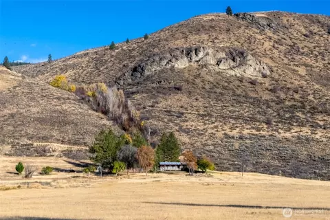 386 A Eastside Chewuch Rd, Winthrop, WA 98862