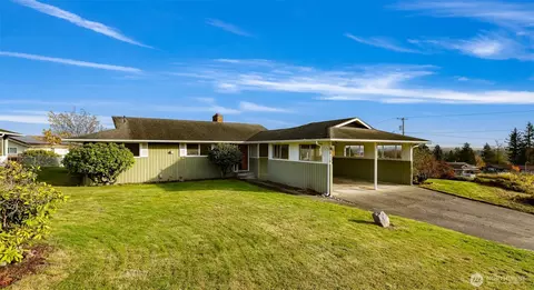 6026 Hillcrest Pl, Ferndale, WA 98248