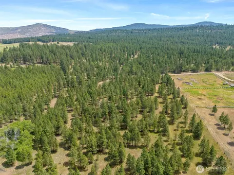 5285 Hwy 231 #D, Ford, WA 99013