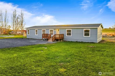2326 NE Stoneridge Rd, Moses Lake, WA 98837