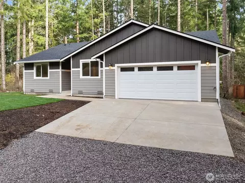 22412 Bluewater Dr SE, Yelm, WA 98597