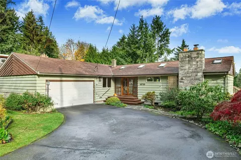 16730 32nd Pl NE, Lake Forest Park, WA 98155