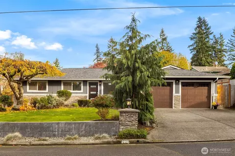 2212 168th Ave NE, Bellevue, WA 98008