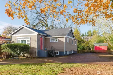 1935 N Rainier Ave, Bremerton, WA 98312