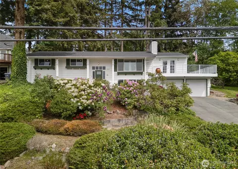 6813 82nd Ave NW, Gig Harbor, WA 98335