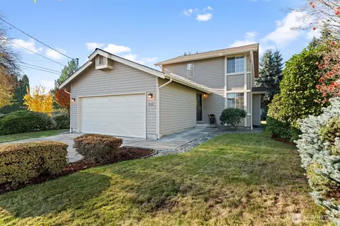 720 7th St SW, Puyallup, WA 98371