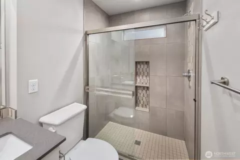 Bath - 1325 Seattle Hill Rd #A2, Bothell, WA 98012 photo 4 of 5