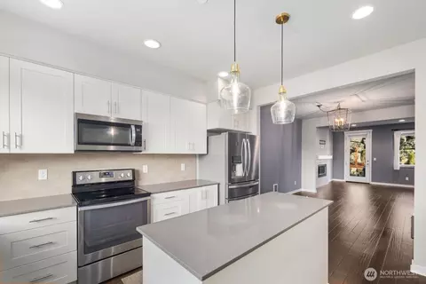 Kitchen - 1325 Seattle Hill Rd #A2, Bothell, WA 98012 photo 5 of 8