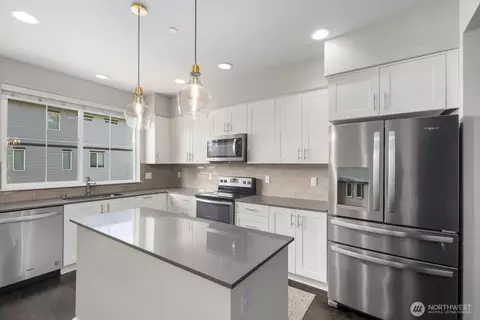 Kitchen - 1325 Seattle Hill Rd #A2, Bothell, WA 98012 photo 2 of 8