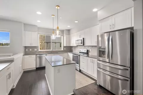 Kitchen - 1325 Seattle Hill Rd #A2, Bothell, WA 98012 photo 3 of 8