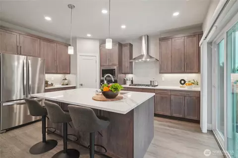 Kitchen - 3822 194th Ln SE, Bothell, WA 98012 photo 1 of 5