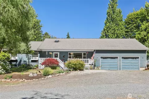 8717 E Meadow Lake Dr, Snohomish, WA 98290
