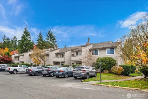 14200 NE 171st St #E105, Woodinville, WA 98072