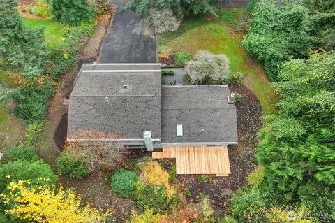 Exterior - 22710 2nd Ave SE, Bothell, WA 98021 photo 4 of 4