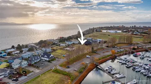 1587 Harbor Seal Dr, Point Roberts, WA 98281