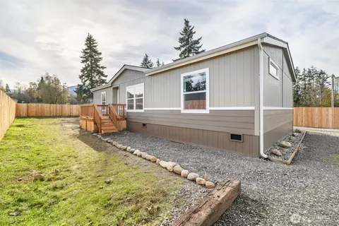 2920 E Myrtle St, Port Angeles, WA 98362