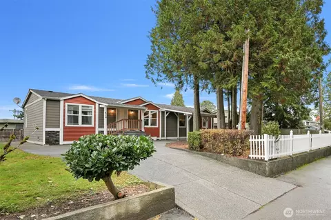 4716 Fir Dr, Blaine, WA 98230