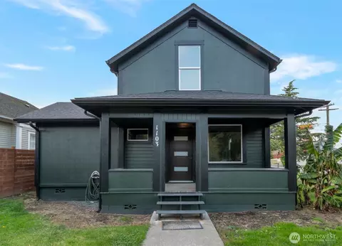 1103 S 6th St, Mount Vernon, WA 98273