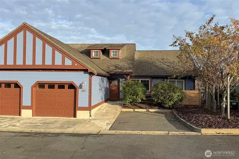 2605 Plum Ct #A, Port Angeles, WA 98363