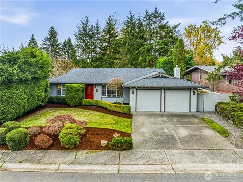 7424 141st Ave NE, Redmond, WA 98052