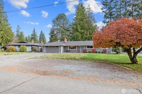 Exterior - 10433 23rd Dr SE, Everett, WA 98208 photo 2 of 11