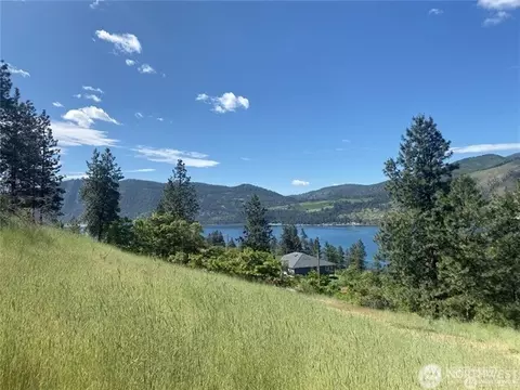 2524 Lakeshore Dr, Manson, WA 98831
