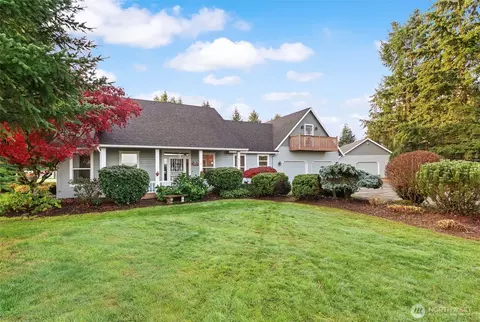 8303 NE 164th St, Vancouver, WA 98662
