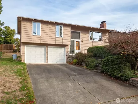13410 115th Ave NE, Kirkland, WA 98034