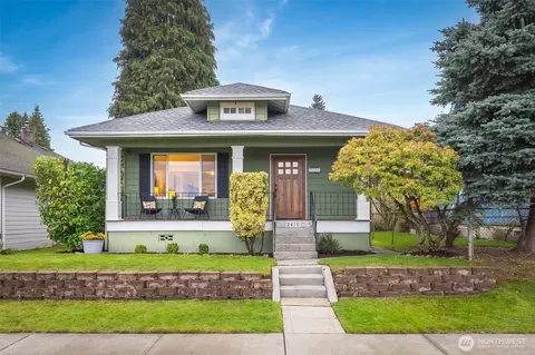 Exterior - 2410 Pine St, Everett, WA 98201 photo 9 of 12