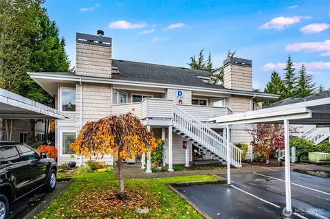 9210 Market Pl #D-204, Lake Stevens, WA 98258