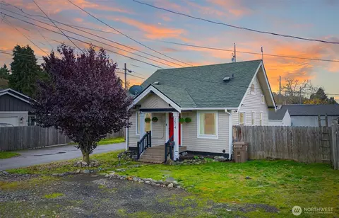 2514 S 53rd St, Tacoma, WA 98409