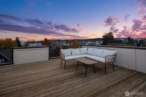 2050 NW 62nd St, Seattle, WA 98107