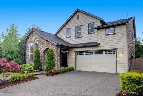 9327 Satterlee Ave SE, Snoqualmie, WA 98065