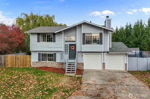 341 2nd Ave SE, Pacific, WA 98047