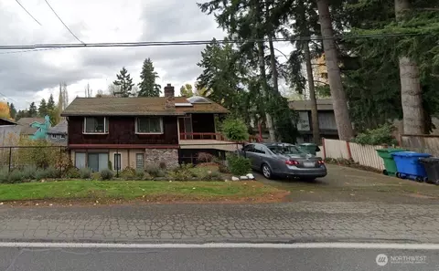 9008 Sand Point Way NE, Seattle, WA 98115