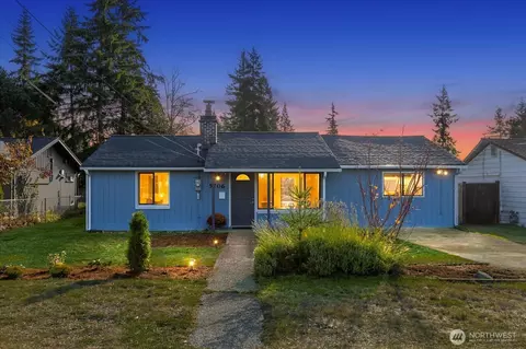 5706 224th St SW, Mountlake Terrace, WA 98043