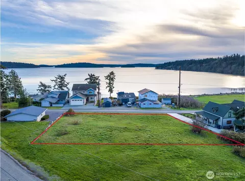 13454 Driver Rd, Anacortes, WA 98221