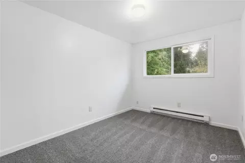 Bedroom - 19317 5th Ave E, Spanaway, WA 98387 photo 2 of 3