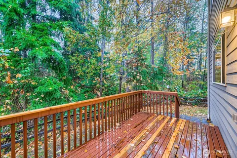 Exterior - 16305 37th Dr SE, Bothell, WA 98012 photo 2 of 3