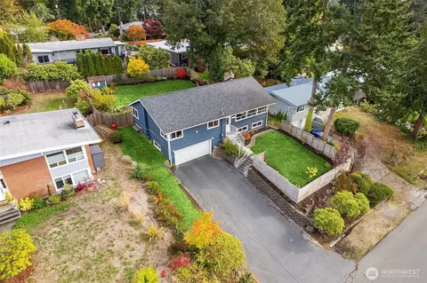 20142 17th Ave NW, Shoreline, WA 98177