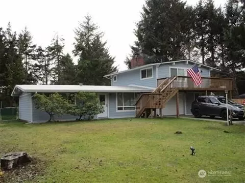 232 S Narwhal Ln SW, Ocean Shores, WA 98569