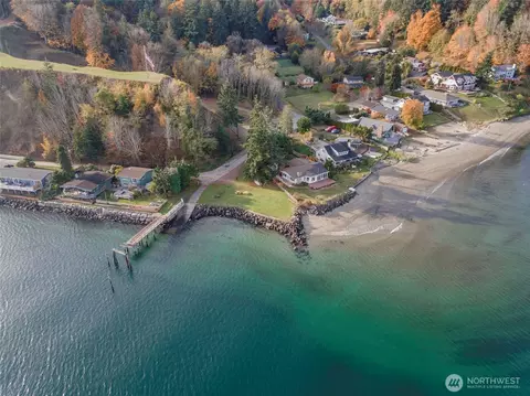 13277 Shoreline Dr SE, Olalla, WA 98359