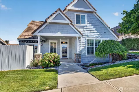 1494 Eastmont Ave #33, East Wenatchee, WA 98802