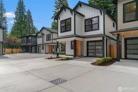 8011 131st Pl NE, Kirkland, WA 98033