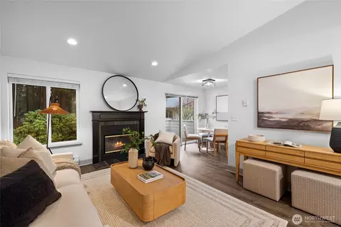 4623 Grandview Dr W UNIT B, University Place, WA 98466