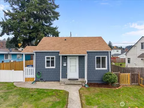 6031 S Oakes St, Tacoma, WA 98409