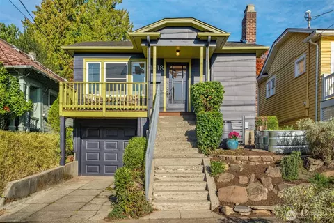 1018 NE 69th St, Seattle, WA 98115
