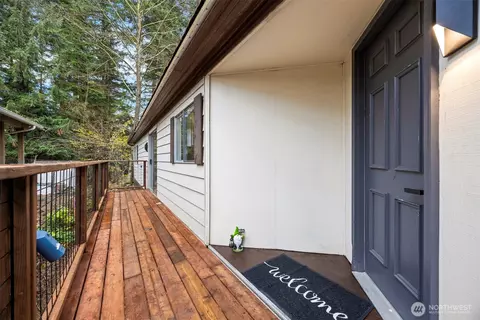 8532 Juniper Pl, Maple Falls, WA 98266 photo 2