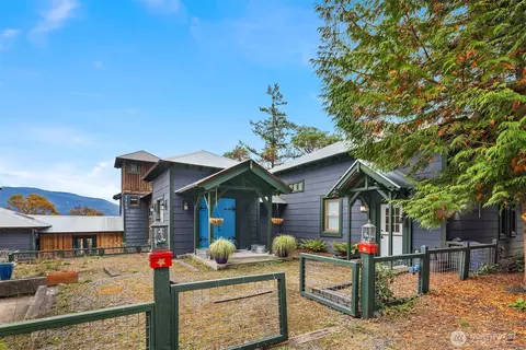 Exterior - 223 Blanc Rd, Eastsound, WA 98245 photo 1 of 6